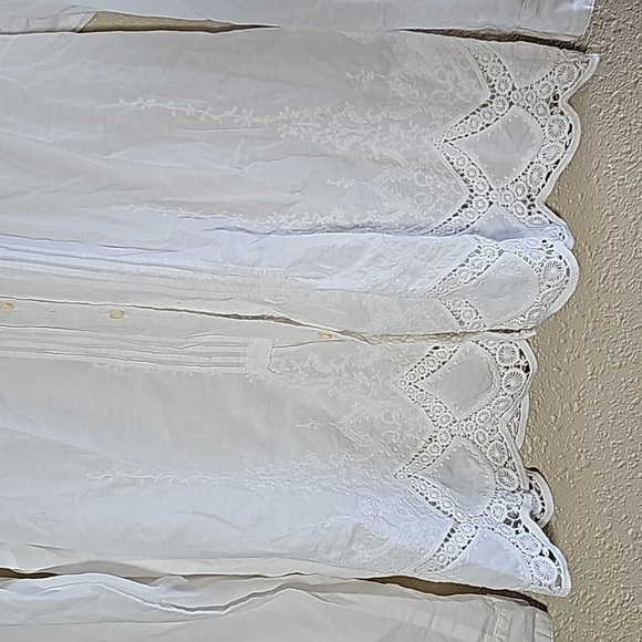 Isabella Sindain White Top - Picture 5 of 7